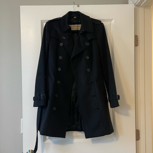 Burberry Coat - Picture 4 of 6